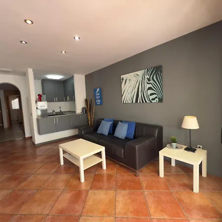 Adejeparadise25-b Duplex Views And Heatedpool Apartman *